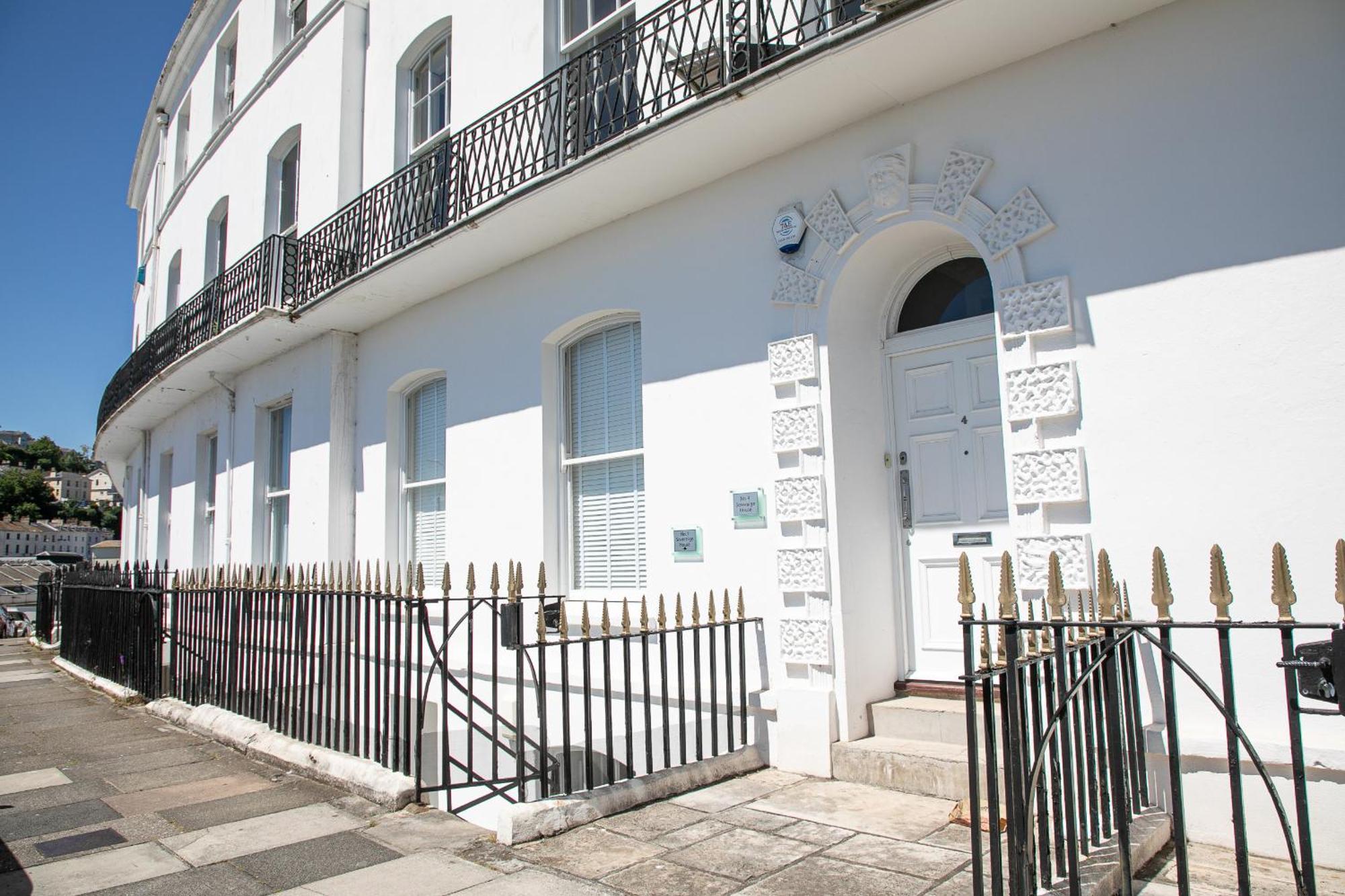 Sovereign House - Close To Harbour With Parking Torquay Zewnętrze zdjęcie